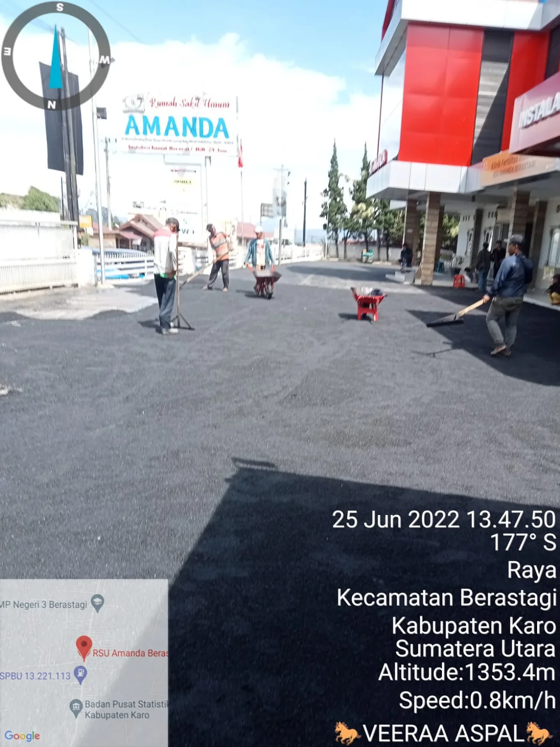 Pengaspalan area komersial Berastagi